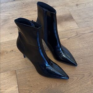 Elegant Black Ankle Boots